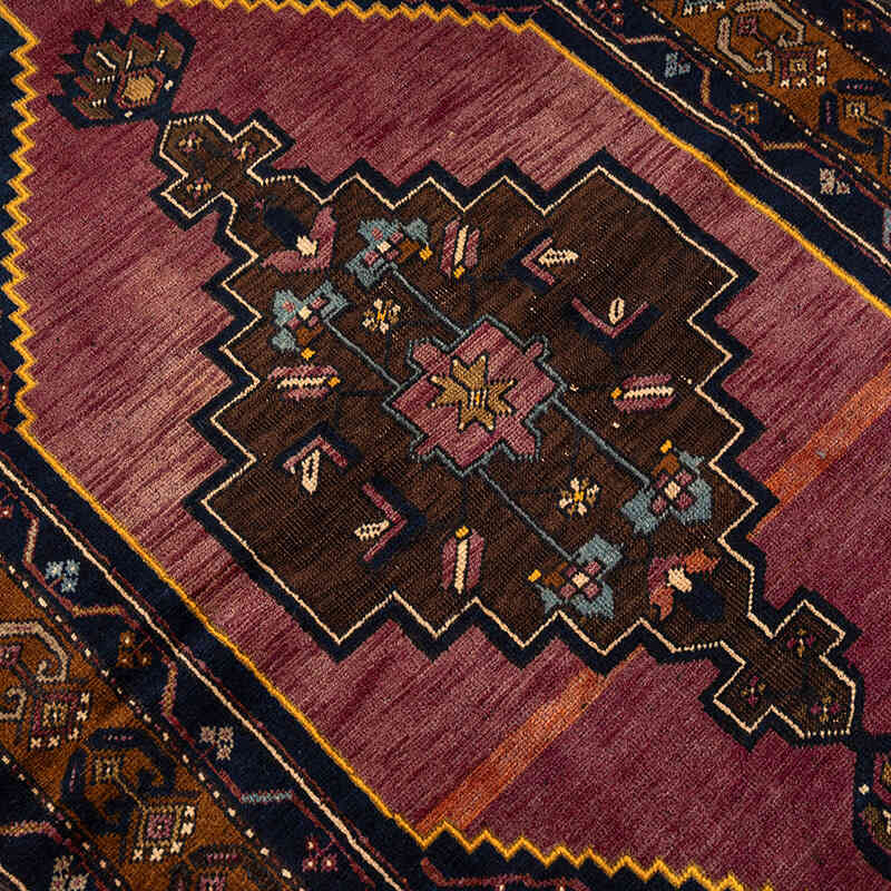 Vintage Turkish Hand-Knotted Rug - 3' 6" x 6' 3" (42" x 75") - K0079422