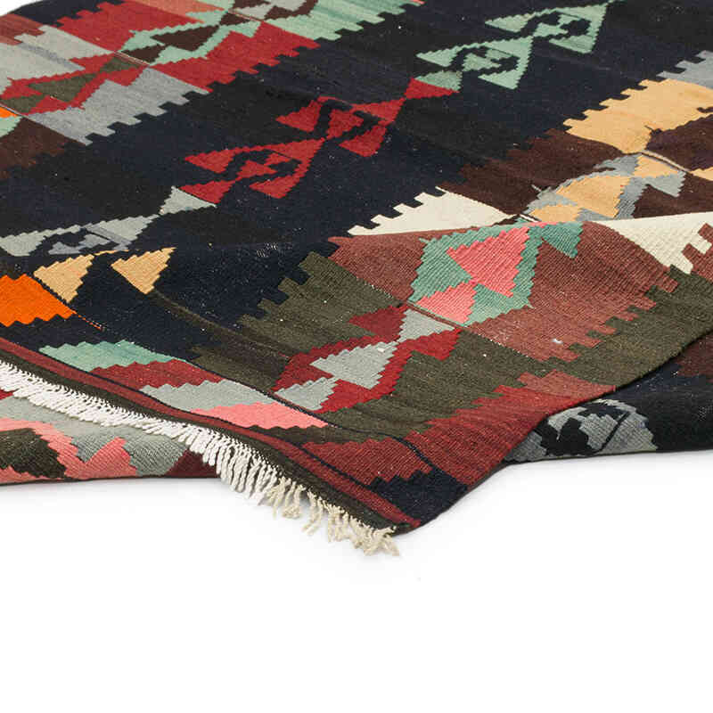 Vintage Karakecili Kilim Rug - 5' 11" x 8' 11" (71" x 107") - K0079442