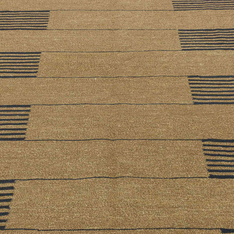 New Handwoven Turkish Kilim Rug - 7' 9" x 10' 9" (93" x 129") - K0079463