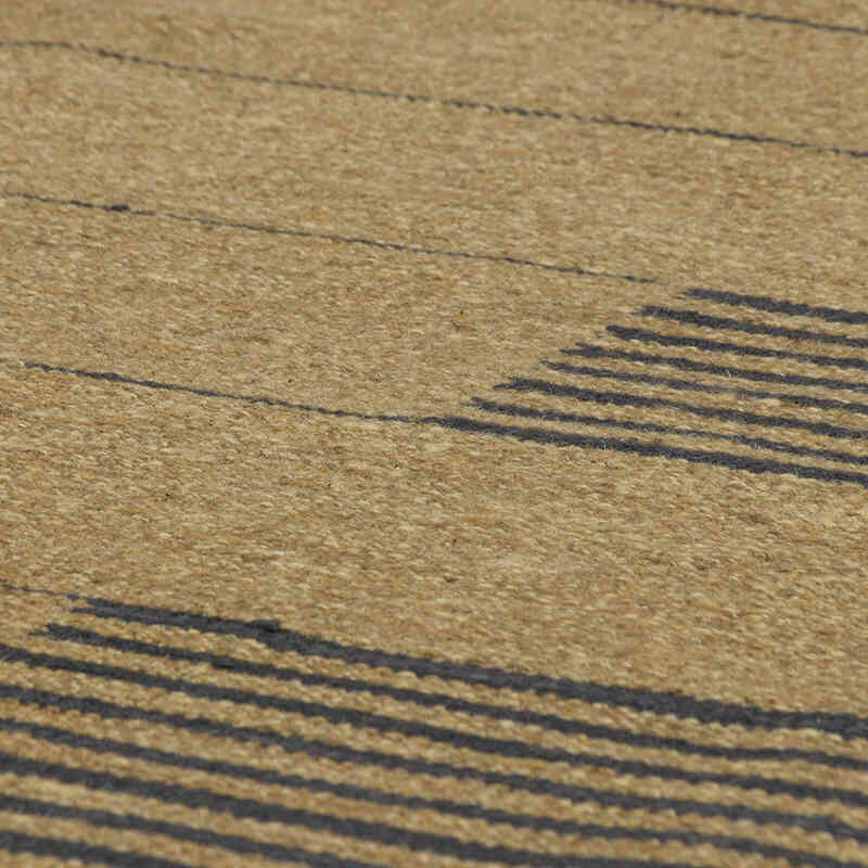 New Handwoven Turkish Kilim Rug - 7' 9" x 10' 9" (93" x 129") - K0079463
