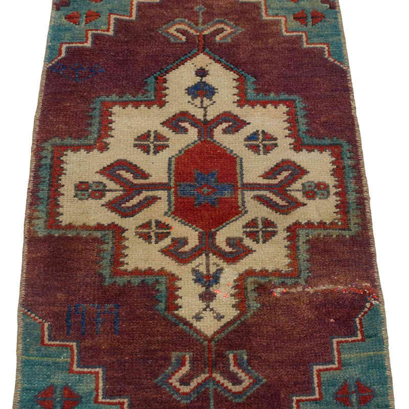 Vintage Turkish Hand-Knotted Rug - 1' 2" x 3' 5" (14" x 41") - K0079534
