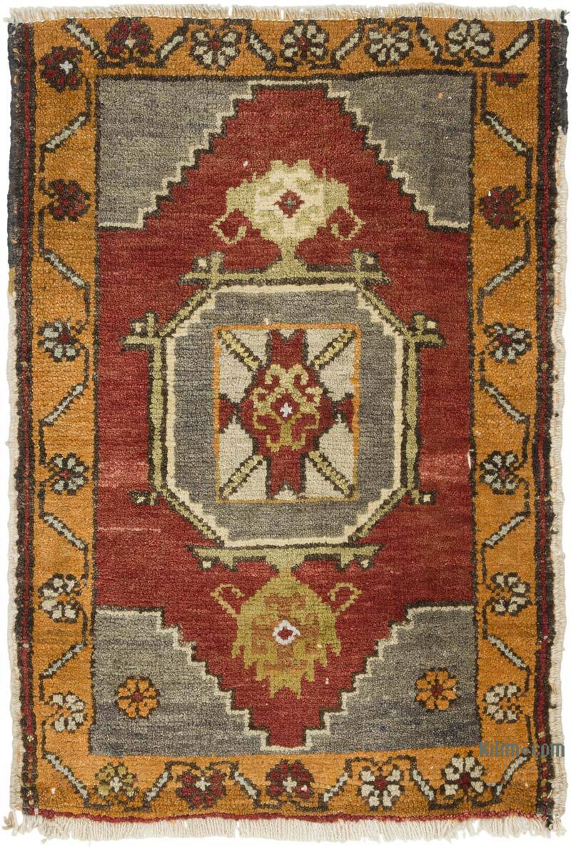 Vintage Turkish Hand-Knotted Rug - 1' 9" x 2' 7" (21" x 31") - K0079535
