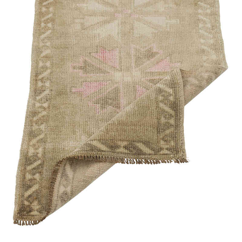 Vintage Turkish Hand-Knotted Rug - 1' 8" x 2' 7" (20" x 31") - K0079579