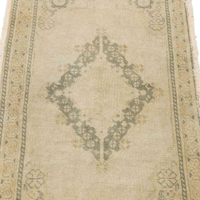 Vintage Turkish Hand-Knotted Rug - 1' 5" x 3'  (17" x 36") - K0079614