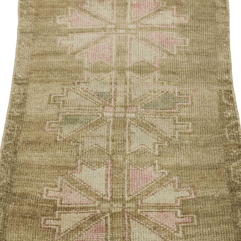 Vintage Turkish Hand-Knotted Rug - 1' 7" x 2' 6" (19" x 30") - K0079618