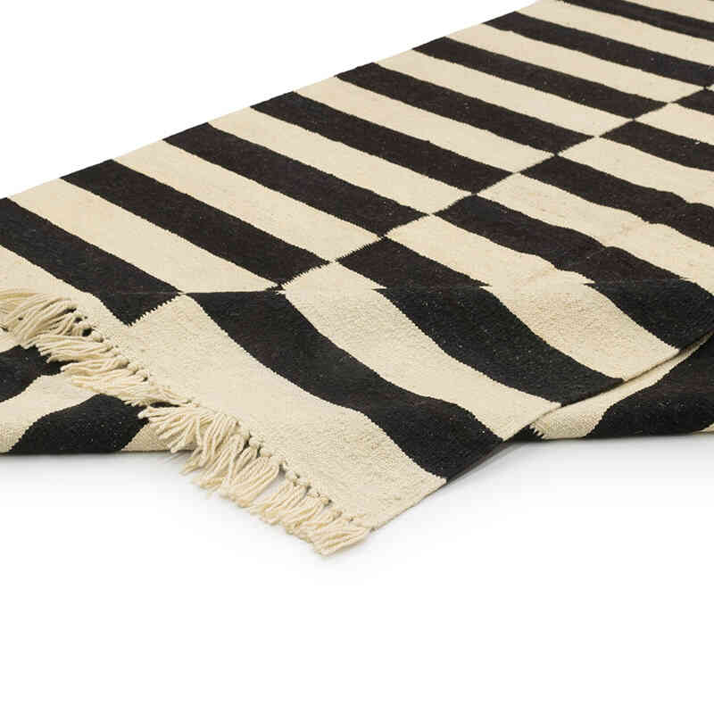 New Handwoven Turkish Kilim Runner - 5' 2" x 13' 5" (62" x 161") - K0080075