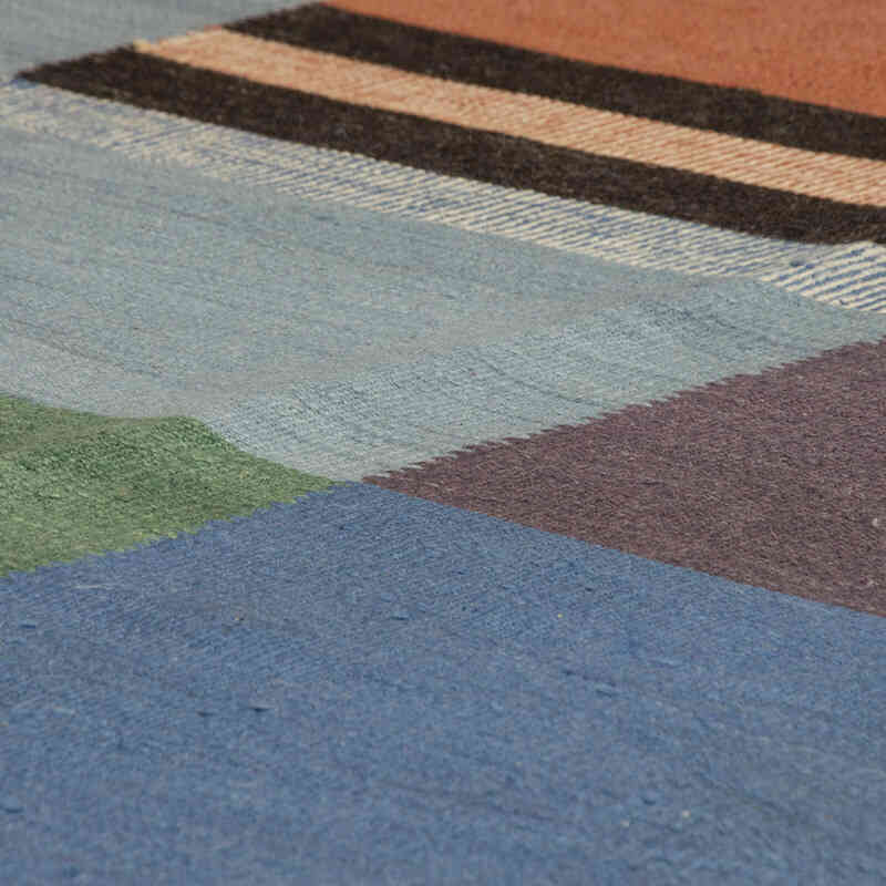New Handwoven Turkish Kilim Rug - 8' 5" x 10' 10" (101" x 130") - K0080088