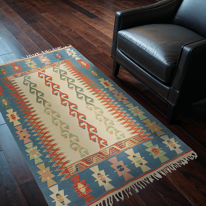 New Handwoven Turkish Kilim Rug - 3' 8" x 5' 5" (44" x 65") - K0080411