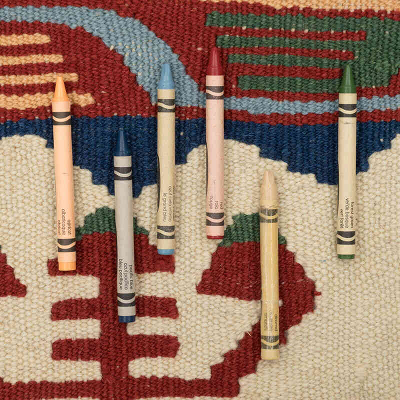 New Handwoven Turkish Kilim Rug - 3' 11" x 5' 10" (47" x 70") - K0080423