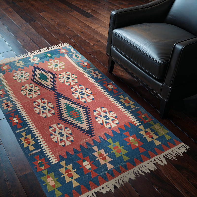 New Handwoven Turkish Kilim Rug - 3' 11" x 5' 7" (47" x 67") - K0080435