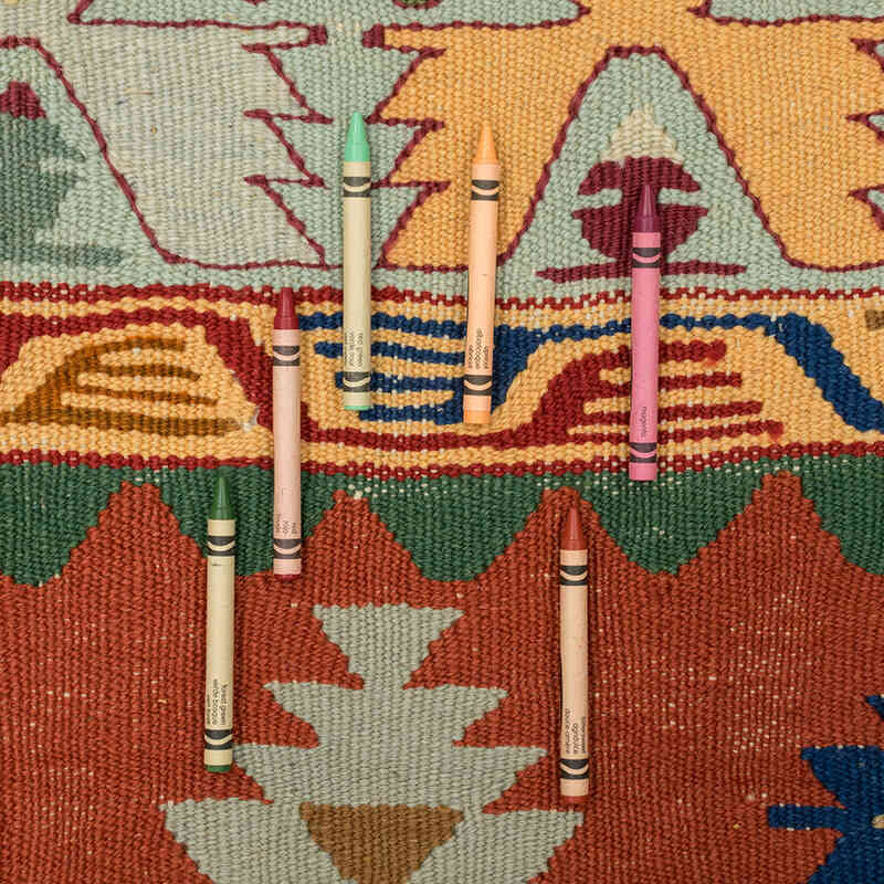 New Handwoven Turkish Kilim Rug - 4'  x 5' 5" (48" x 65") - K0080446