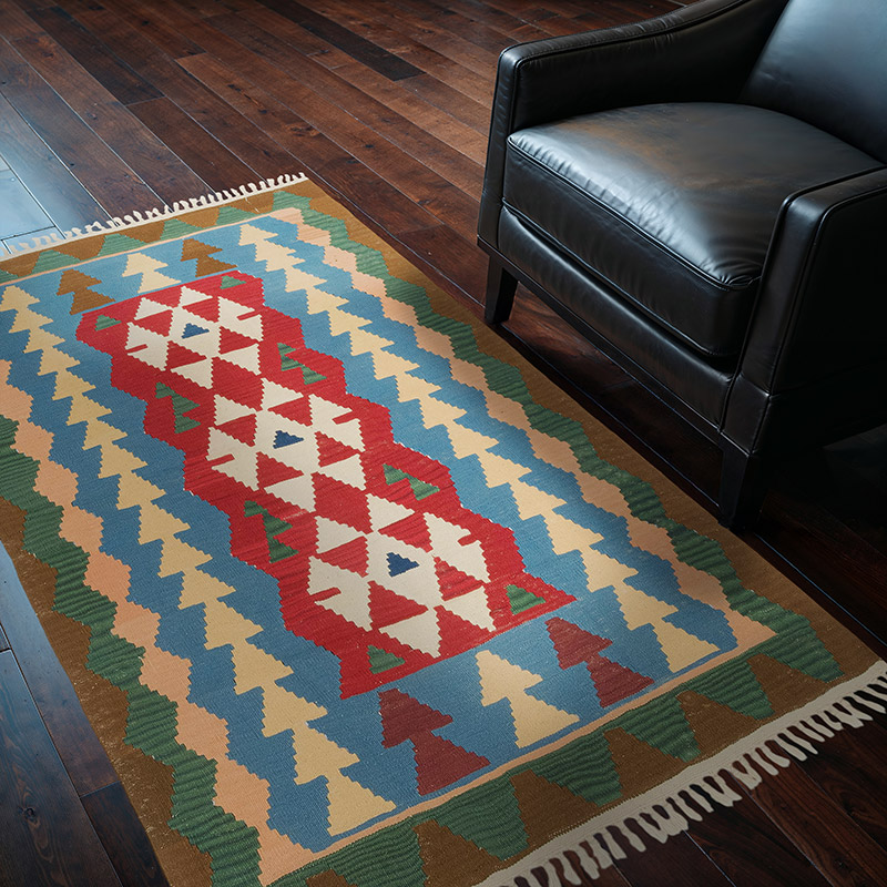 New Handwoven Turkish Kilim Rug - 4'  x 5' 11" (48" x 71") - K0080470