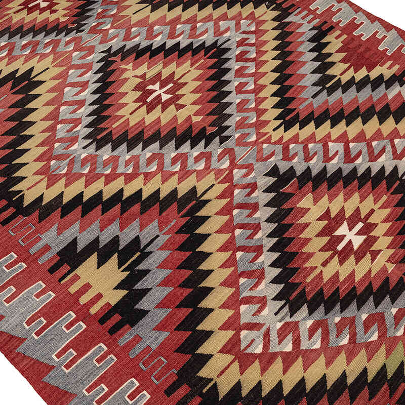 Vintage Oushak Kilim Rug - 5' 7" x 10' 8" (67" x 128") - K0080706