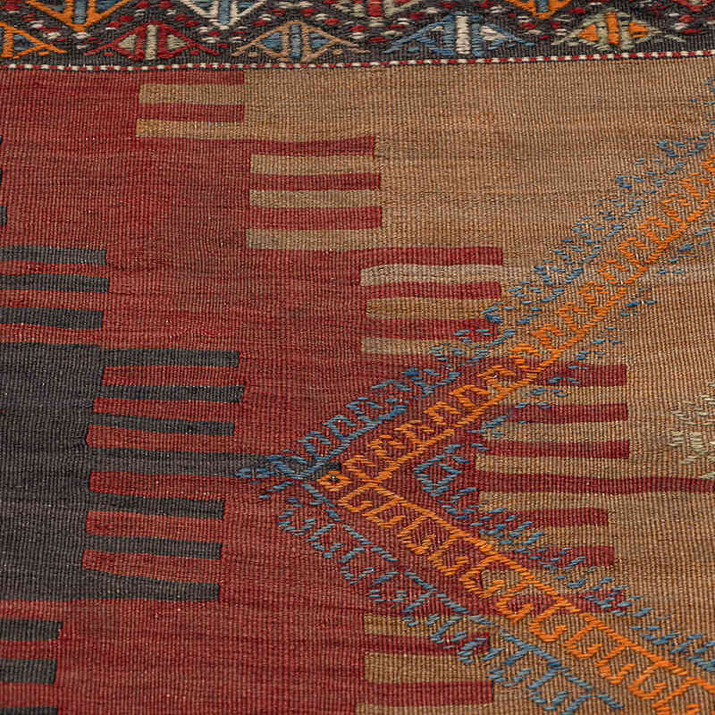 Vintage Sivas Kilim Runner - 2' 4" x 10' 7" (28" x 127") - K0080726