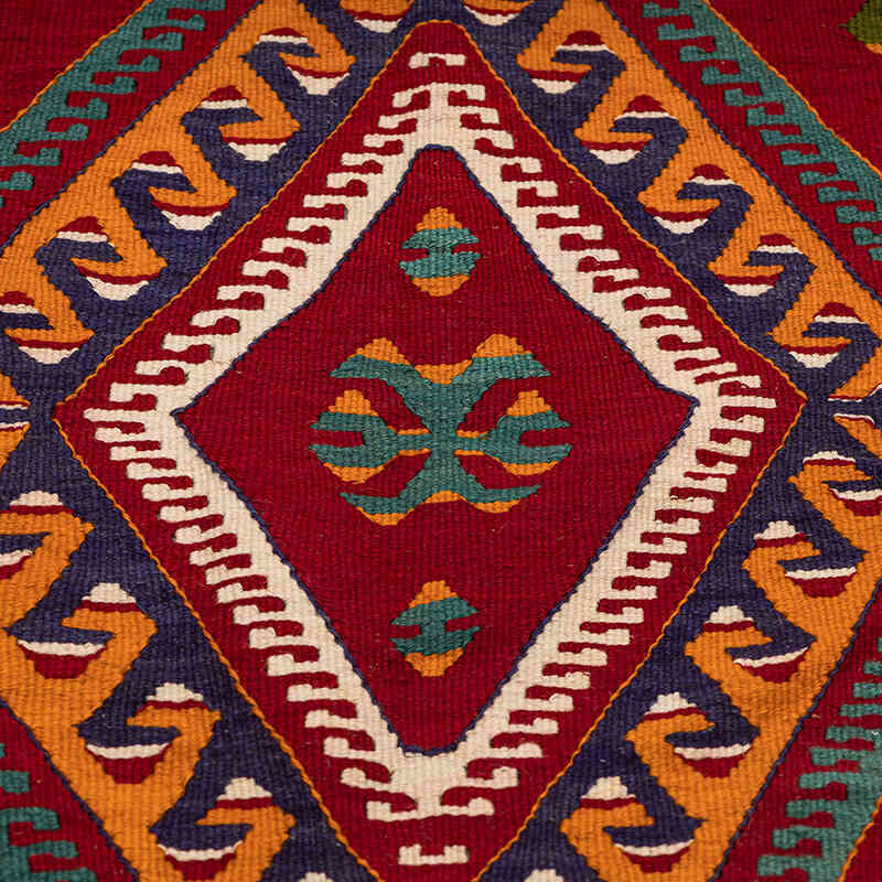 Vintage Mut Kilim Runner - 2' 7" x 10' 9" (31" x 129") - K0080728