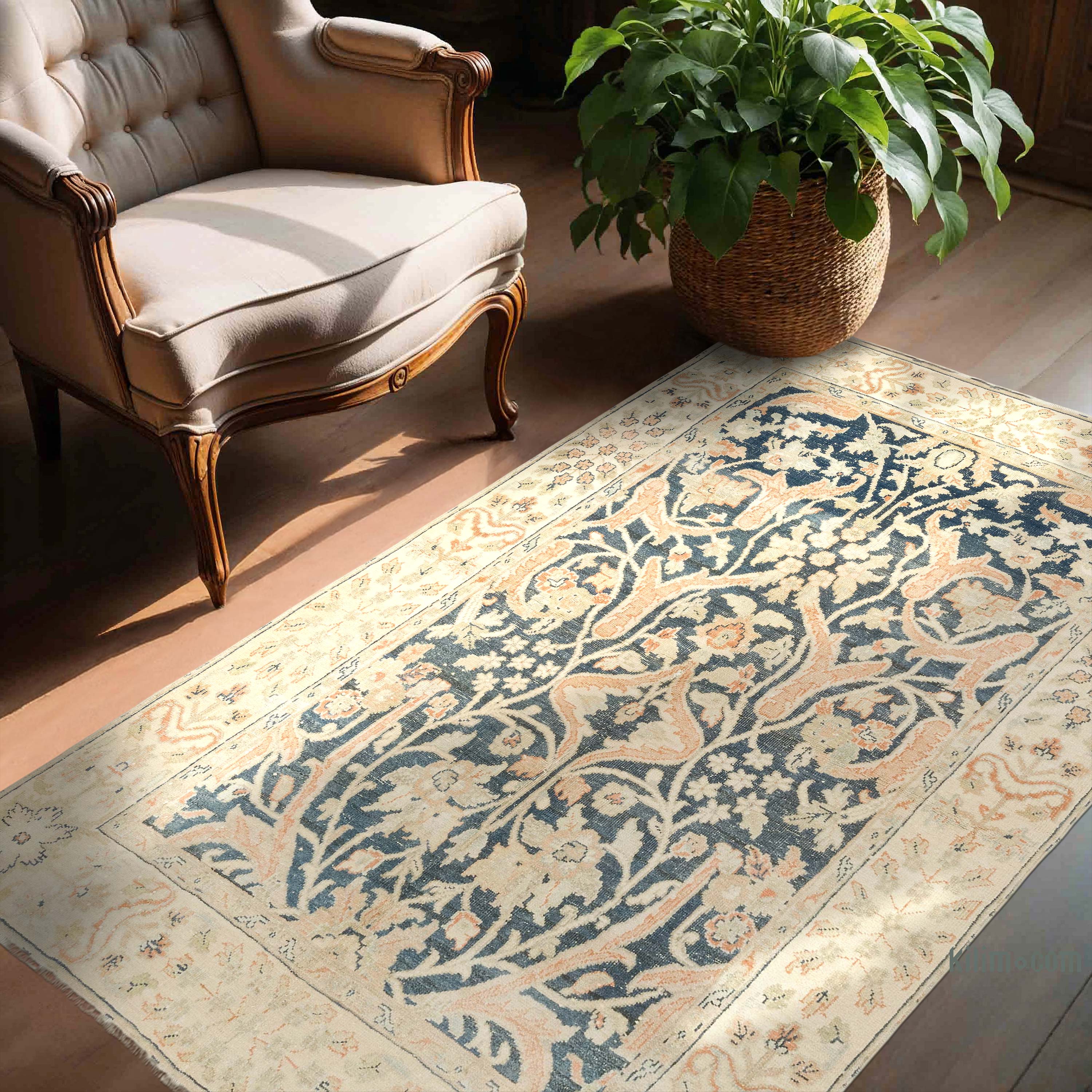 Vintage Turkish Hand-Knotted Rug - 4' 4