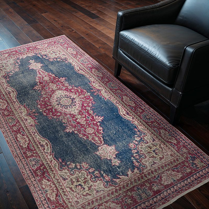 Vintage Turkish Hand-Knotted Rug - 3' 8" x 6' 3" (44" x 75") - K0081013