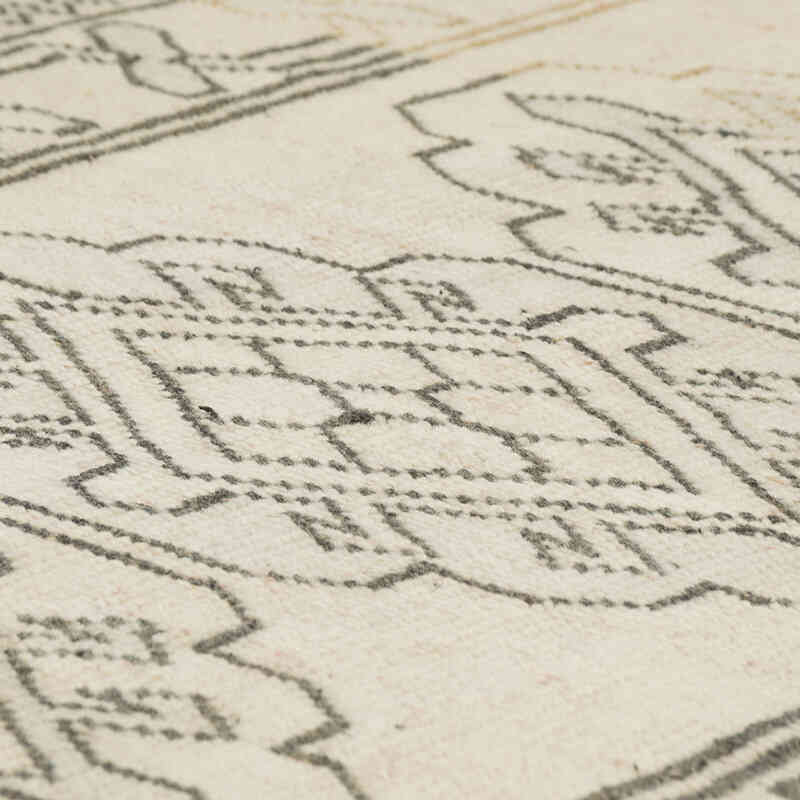 Vintage Turkish Hand-Knotted Runner - 2' 8" x 11' 1" (32" x 133") - K0081019