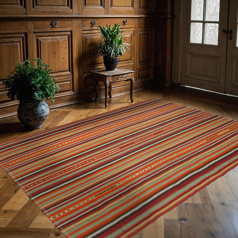 Vintage Anatolian Kilim Rug - 5' 5" x 7' 7" (65" x 91") - K0081152