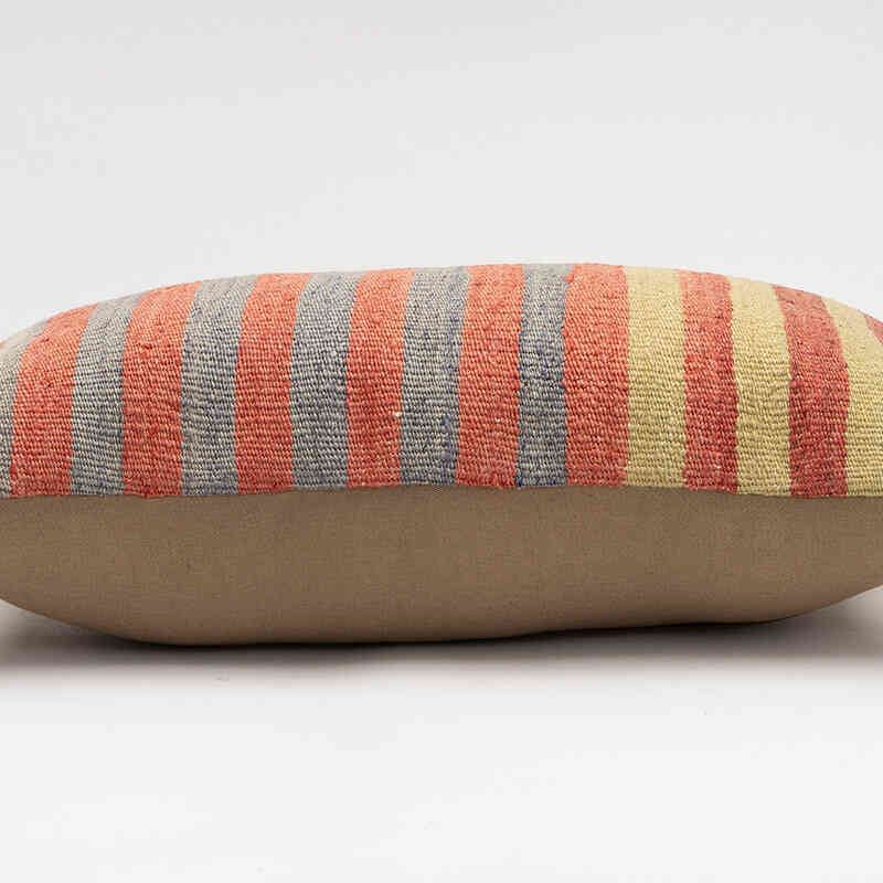 Kilim Yastık Kılıfı - 50 cm x 30 cm - K0081225