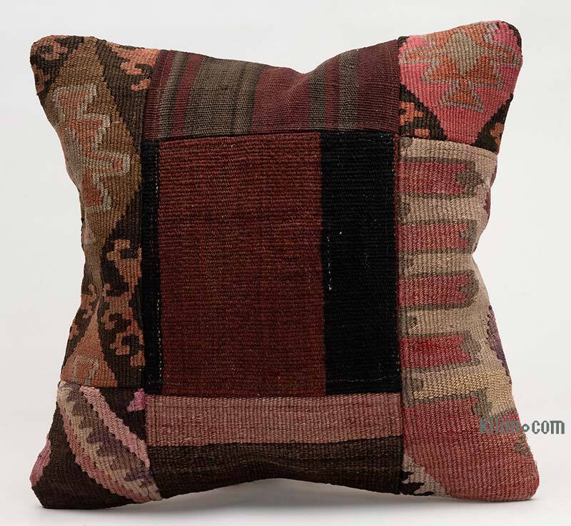 Kilim Pillow Cover - 1' 4" x 1' 4" (16" x 16") - K0081391