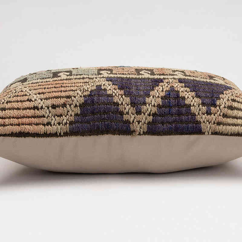 Kilim Pillow Cover - 2'  x 1' 4" (24" x 16") - K0081579