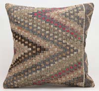 Kilim Pillow Cover - 1' 8" x 1' 8" (20" x 20")