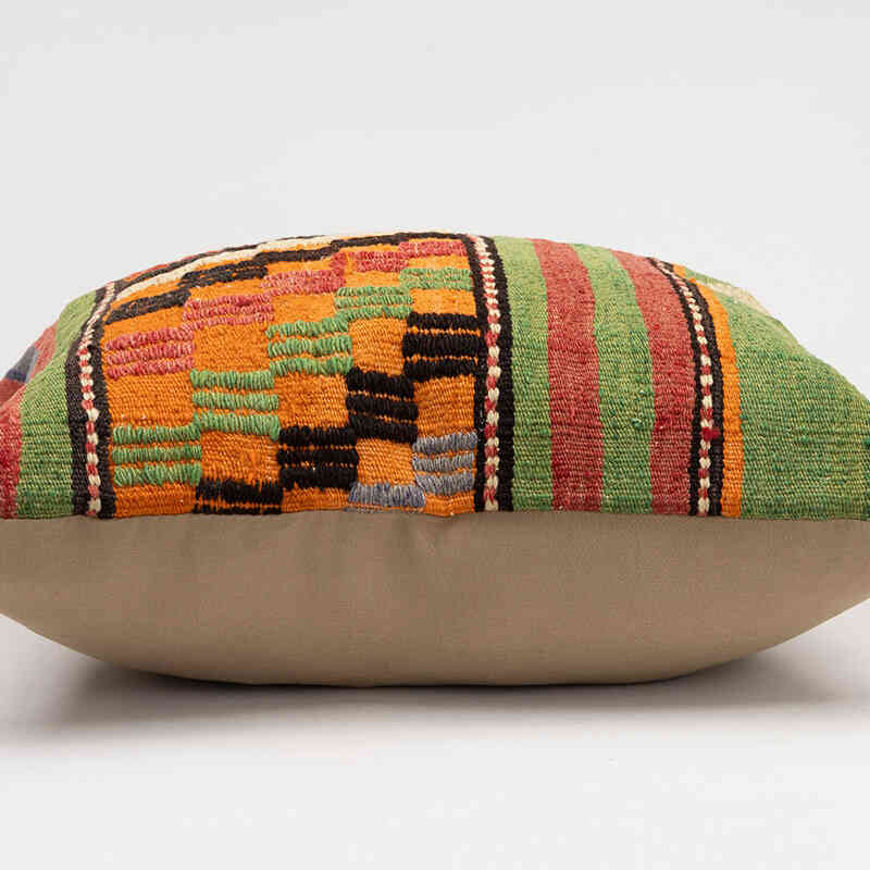 Kilim Pillow Cover - 1' 8" x 1' 8" (20" x 20") - K0081691
