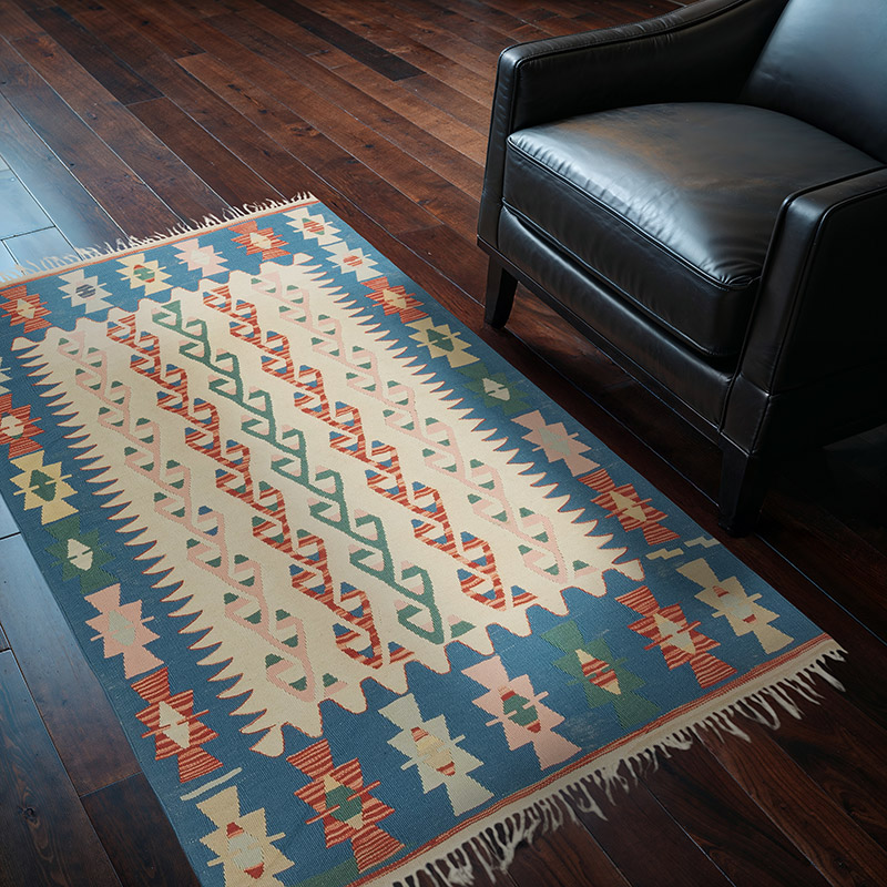 New Handwoven Turkish Kilim Rug - 3' 10" x 5' 5" (46" x 65") - K0081919