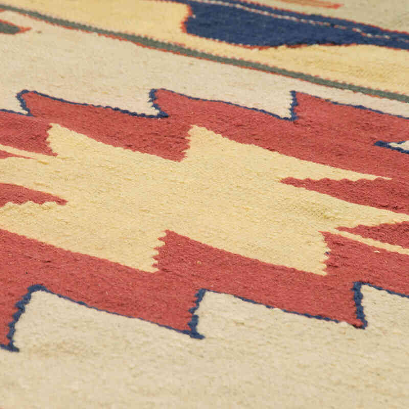 New Handwoven Turkish Kilim Rug - 2' 4" x 5' 8" (28" x 68") - K0081934