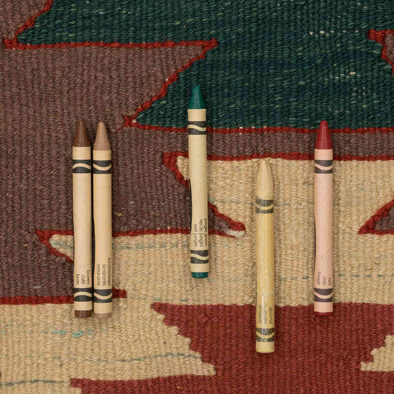 New Handwoven Turkish Kilim Rug - 2' 5" x 5' 7" (29" x 67") - K0081937