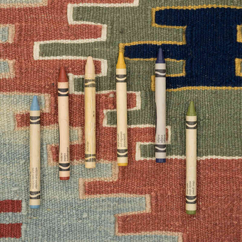 New Handwoven Turkish Kilim Rug - 1' 11" x 5' 8" (23" x 68") - K0081945