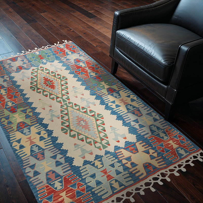 New Handwoven Turkish Kilim Rug - 3' 11" x 5' 11" (47" x 71") - K0081970