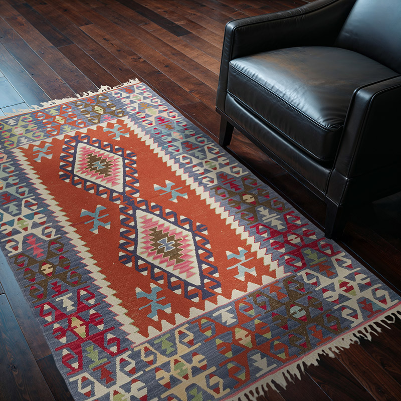 New Handwoven Turkish Kilim Rug - 3' 11" x 5' 10" (47" x 70") - K0082005