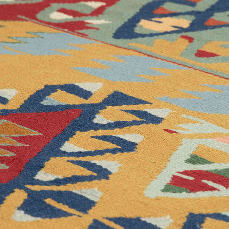 New Handwoven Turkish Kilim Rug - 4' 8" x 6' 9" (56" x 81") - K0082015