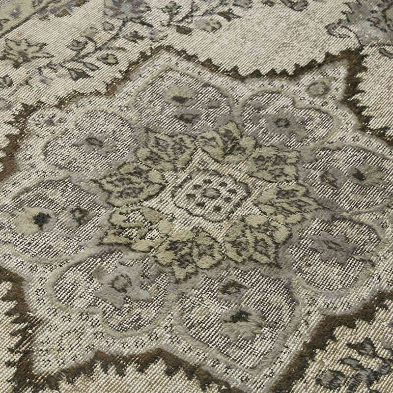 Hand Carved Over-Dyed Rug - 5' 6" x 9' 7" (66" x 115") - K0082157