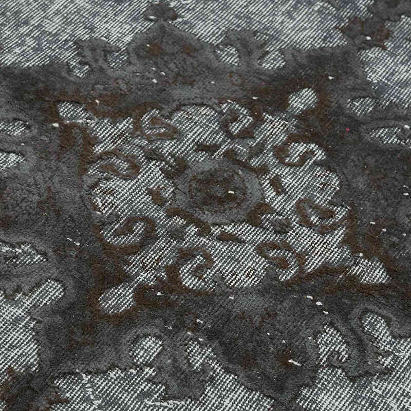 Hand Carved Over-Dyed Rug - 3' 11" x 6' 11" (47" x 83") - K0082223