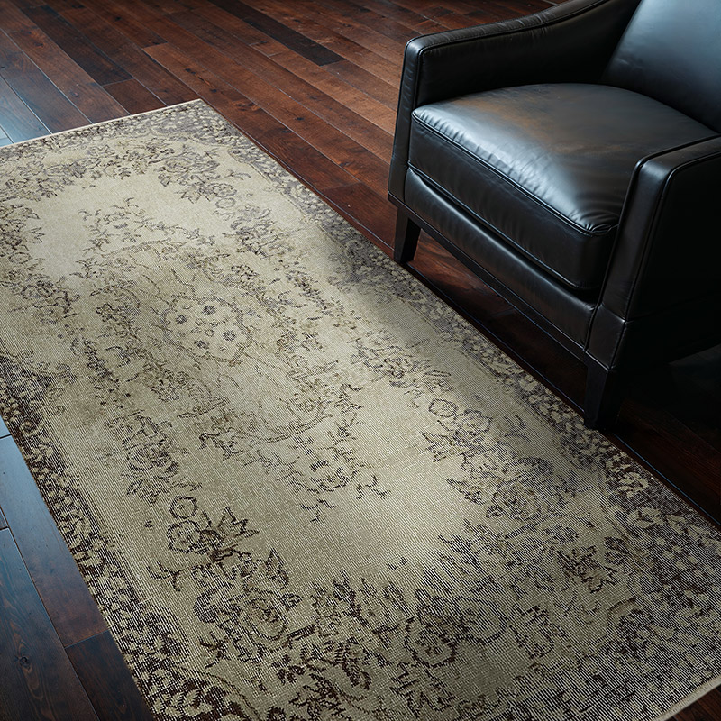Vintage Turkish Hand-Knotted Rug - 3' 9" x 7' 2" (45" x 86") - K0082682