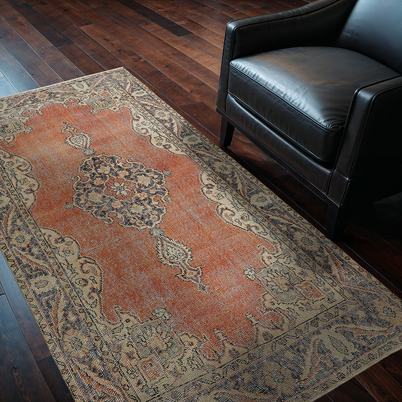 Vintage Turkish Hand-Knotted Rug - 3' 10" x 6' 5" (46" x 77") - K0082725