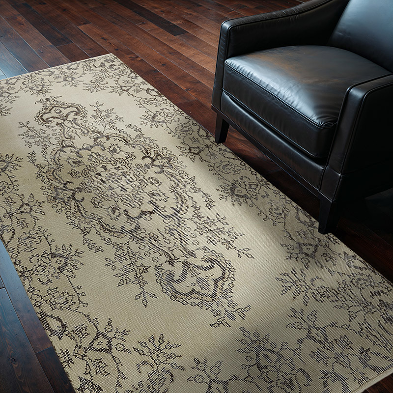 Vintage Turkish Hand-Knotted Rug - 3' 9" x 6' 10" (45" x 82") - K0082735