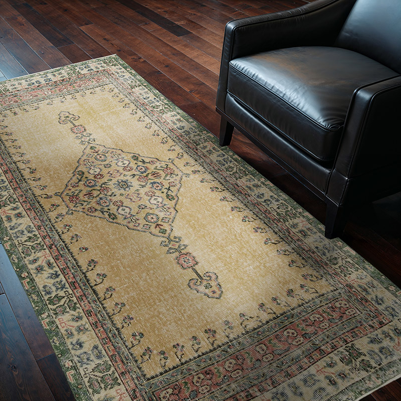 Vintage Turkish Hand-Knotted Rug - 3' 8" x 6' 10" (44" x 82") - K0082776