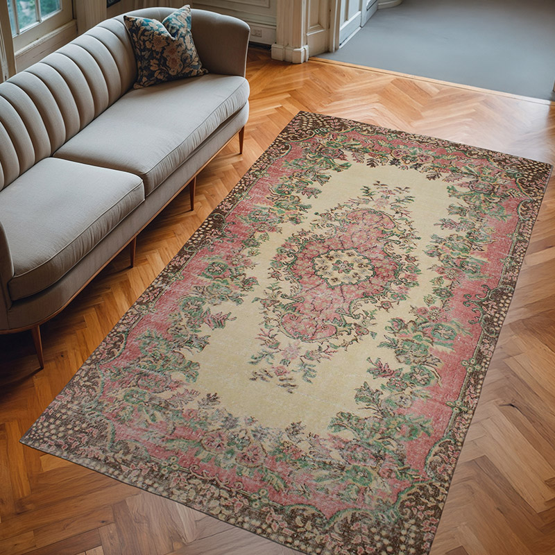 Vintage Turkish Hand-Knotted Rug - 5' 3" x 8' 10" (63" x 106") - K0082924