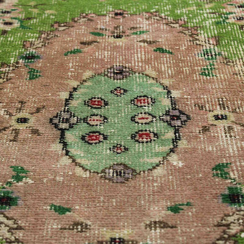 Vintage Turkish Hand-Knotted Rug - 5' 5" x 8' 6" (65" x 102") - K0082933