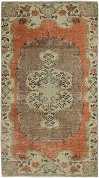 Vintage Turkish Hand-Knotted Rug - 4' 11" x 9'  (59" x 108")