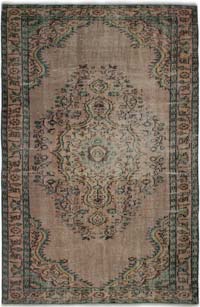 Vintage Turkish Hand-Knotted Rug - 5' 7" x 8' 6" (67" x 102")