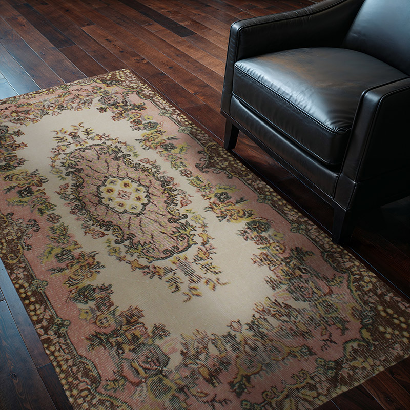 Vintage Turkish Hand-Knotted Rug - 3' 10" x 6' 4" (46" x 76") - K0082985