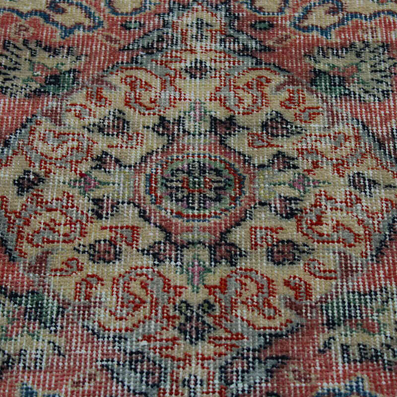 Vintage Turkish Hand-Knotted Rug - 5' 1" x 8' 11" (61" x 107") - K0082986