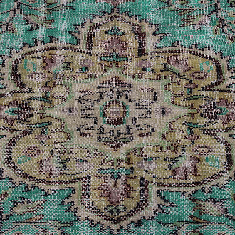 Vintage Turkish Hand-Knotted Rug - 5' 8" x 9'  (68" x 108") - K0082987