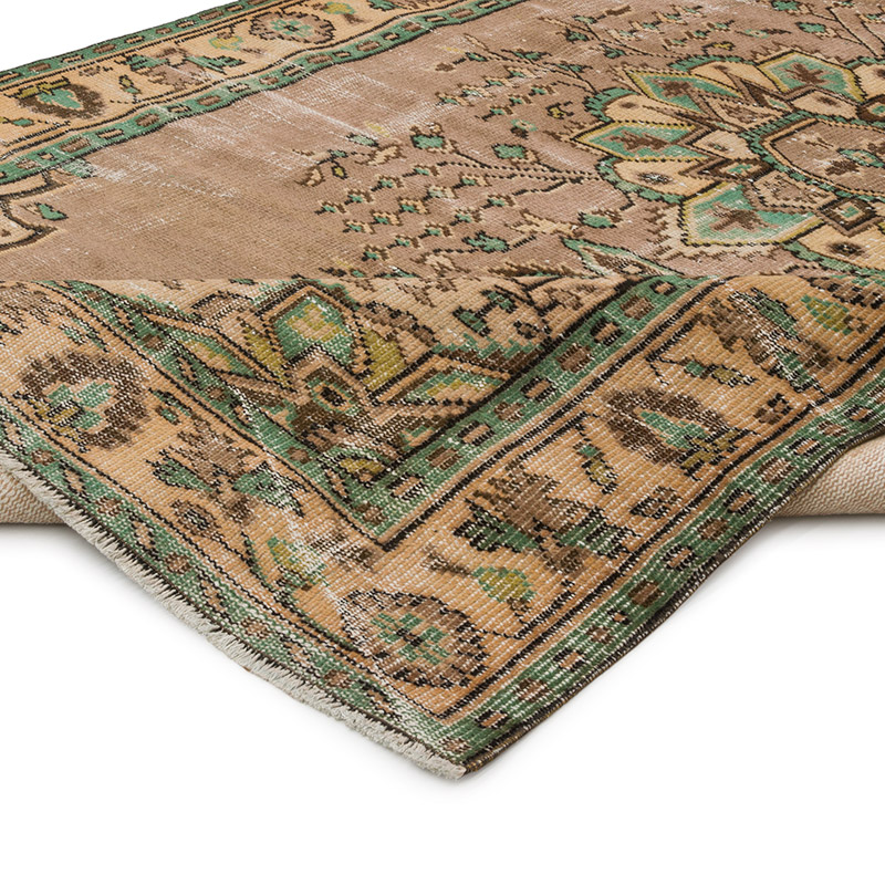 Vintage Turkish Hand-Knotted Rug - 6' 1" x 10' 4" (73" x 124") - K0082998