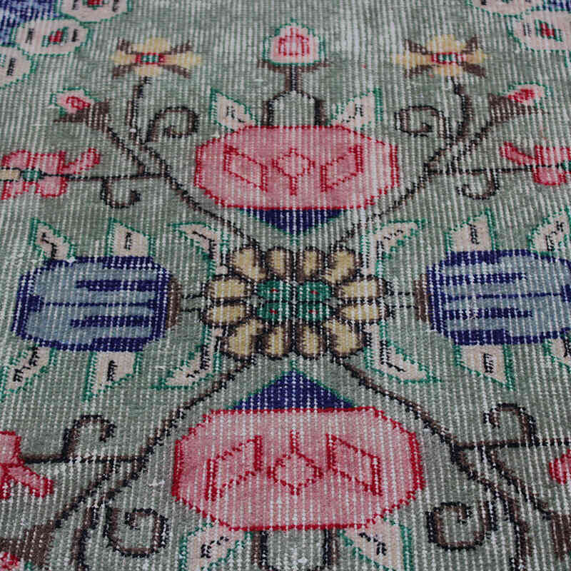 Vintage Turkish Hand-Knotted Rug - 6' 1" x 9' 2" (73" x 110") - K0083013